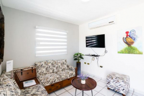 Elegant Apartment in Villa Satelite 2 Bedrooms with Balcony